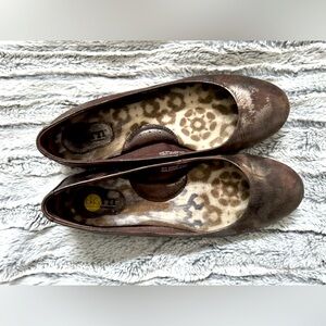 Born Flats